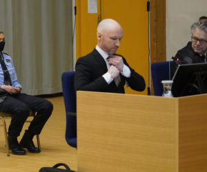 Andres Breivik będzie wolny? Jego ojciec: Żałuję, że nie zabił też mnie. On nie wyjdzie