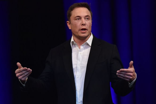Elon Musk - kim jest nowy partner Angeliny Jolie?
