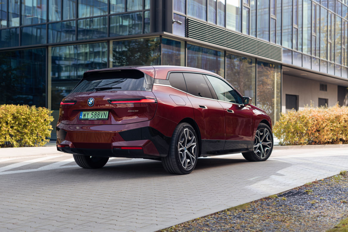 BMW iX xDrive 50