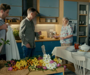 BrzydUla 2, odcinek 158, Kryspin (Patryk Pietrzak), Maciek (Krzysztof Czeczot), mama Maćka (Maria Maj)