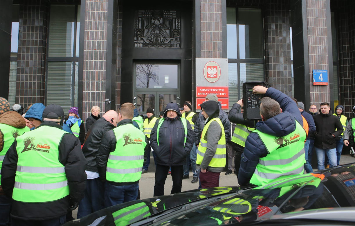 Protest taksówkarzy w Warszawie