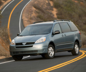 Toyota Sienna (2003-2009)