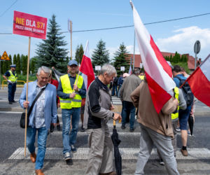 Mieszkańcy Skawiny wyszli na ulicę przeciwko przebiegowi S7 przez gminę