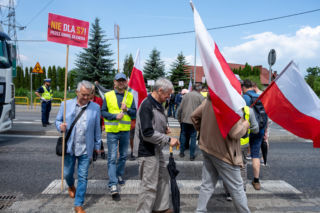 Mieszkańcy Skawiny wyszli na ulicę przeciwko przebiegowi S7 przez gminę