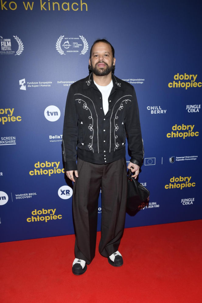 Bezrobotny Piróg, kolorowa Sadowska i amerykański Zawierucha na premierze filmu