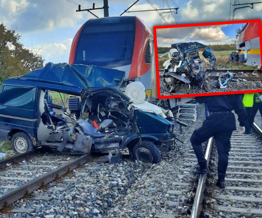  Dostawczak rozpadł się na strzępy.