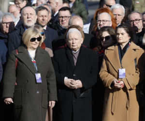 Rocznica katastrofy smoleńskiej. Prezydent Nawrocki uczcił pamięć zmarłych