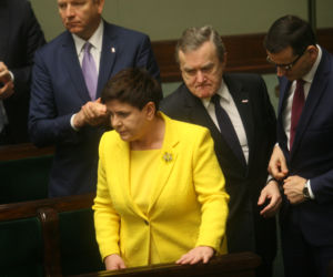 Beata Szydło w żółtej marynarce w Sejmie. Wiemy, dlaczego ją wybrała