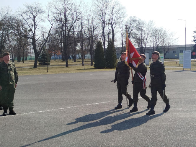 Chorągiew dla Ośrodka WOT