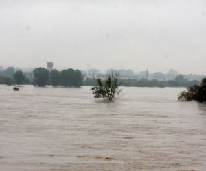 Tak Kraków walczył z ogromną powodzią w 2010