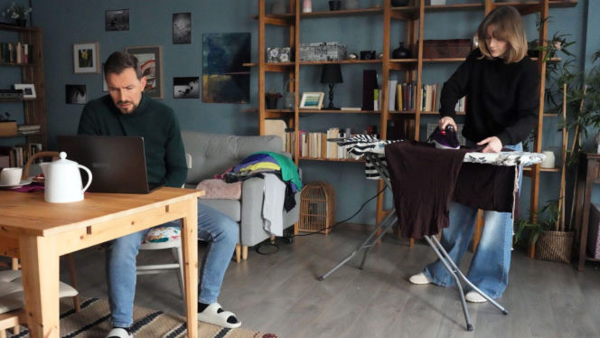 Barwy szczęścia odc. 3361. Renata (Anna Mrozowska), Marcin Kodur (Oskar Stoczyński)