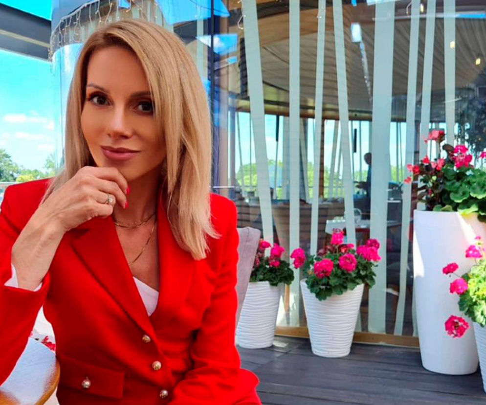 Dziennikarz TVP Info zaręczył się z piękną prezenterką