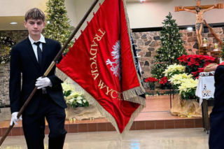 Inauguracja nowego semetru w Niles, IL