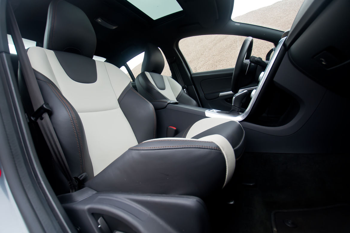 Volvo S60 Cross Country D4 AWD Summum
