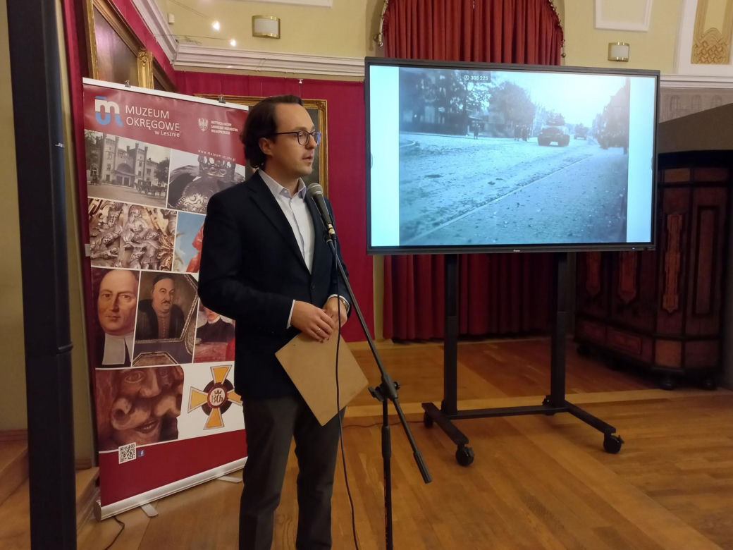 Wojenne pamiatki po Antonim Firleju w Muzuem Okręgowym w Lesznie. Był żołnierzem Dywizji Generała Maczka