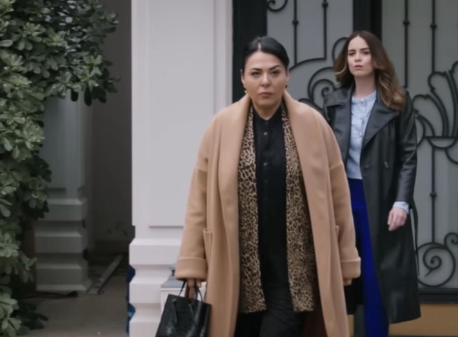 Panna Młoda, odcinek 50. Mukkader, Beyza