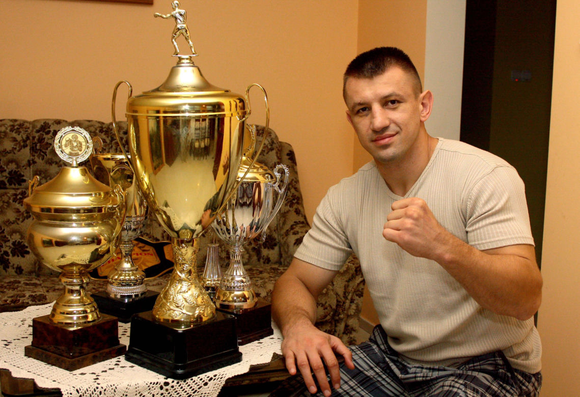 Tomasz Adamek w domu w Gilowicach