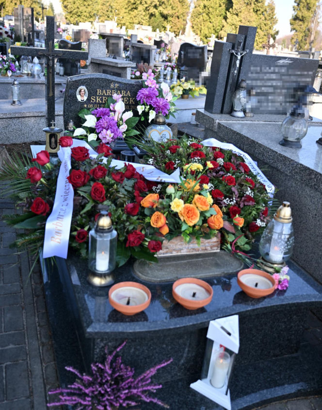 Grób pani Basi w pierwszą rocznicę śmierci