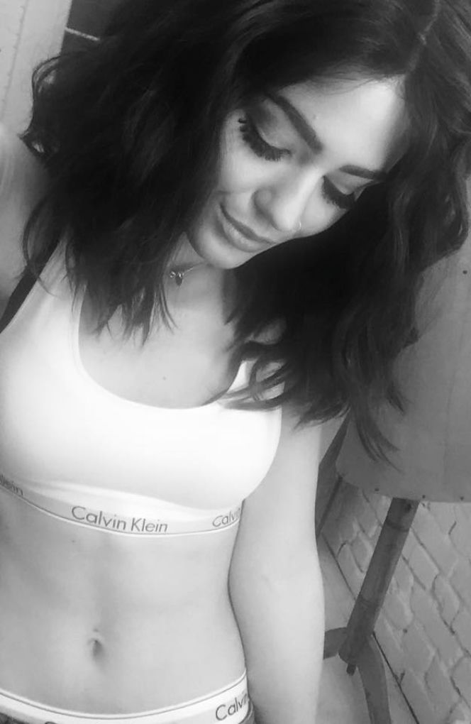 Honey, Honorata Skarbek