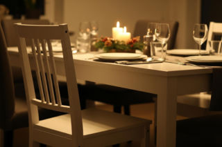 Kto do wigilijnego stołu? Polacy wskazali lidera. Wyniki mogą zaskoczyć!