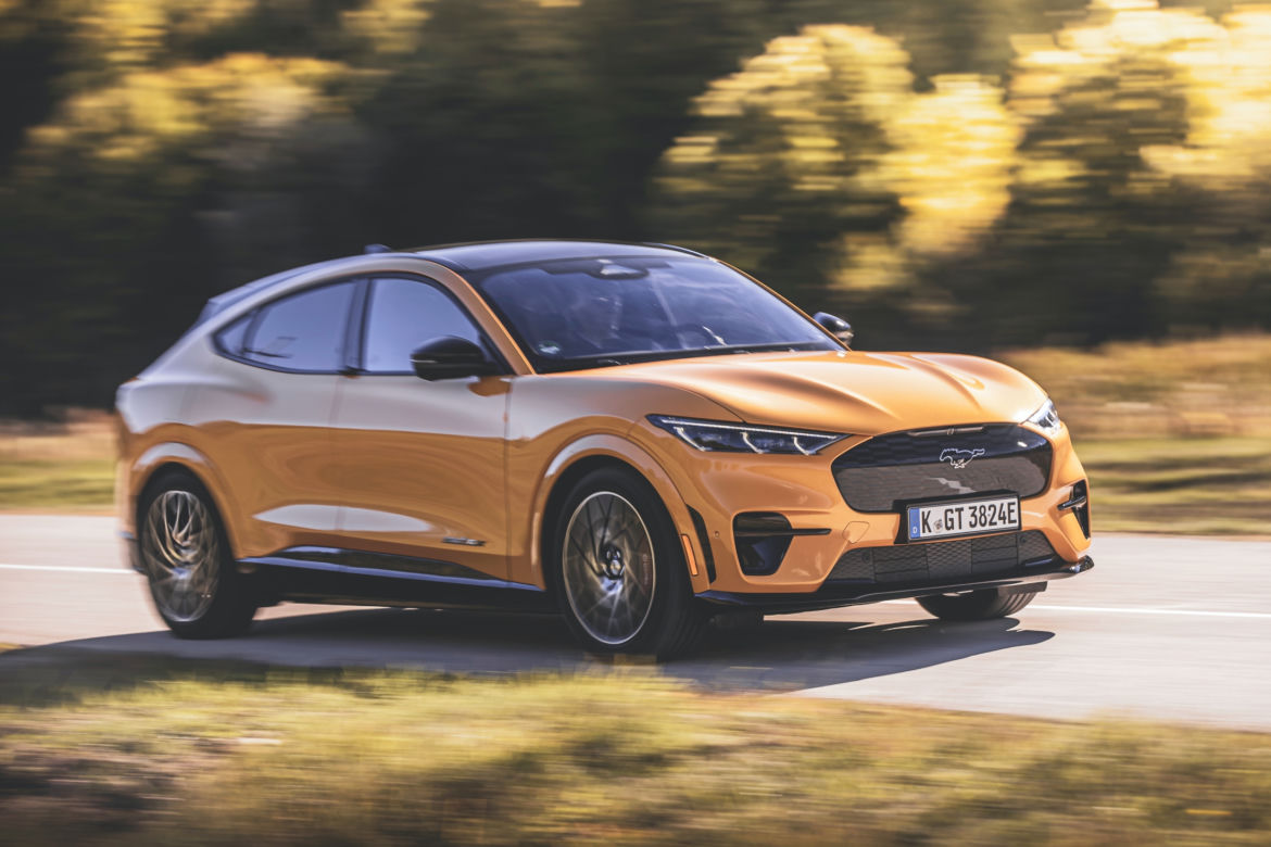 Ford Mustang Mach-E GT (Cyber Orange)