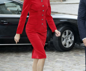 Agata Duda w GORĄCEJ czerwieni! Wygląda jak GWIAZDA [ZDJĘCIA]