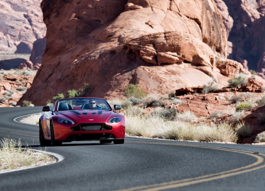Aston Martin Vantage V12 S Roadster