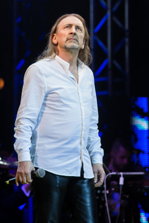 Zanim został głosem rocka, Marek Piekarczyk budował piece. Tak przez lata zmieniał się juror "The Voice"