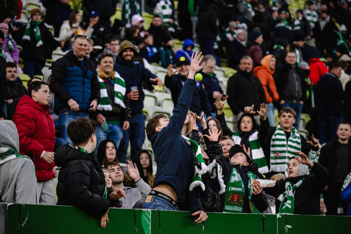 Lechia Gdańsk - Piast Gliwice: Zdjęcia kibiców z meczu 29. kolejki PKO BP Ekstraklasy