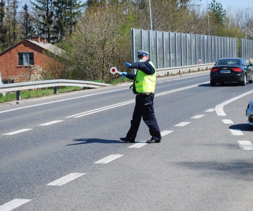 POLICJA