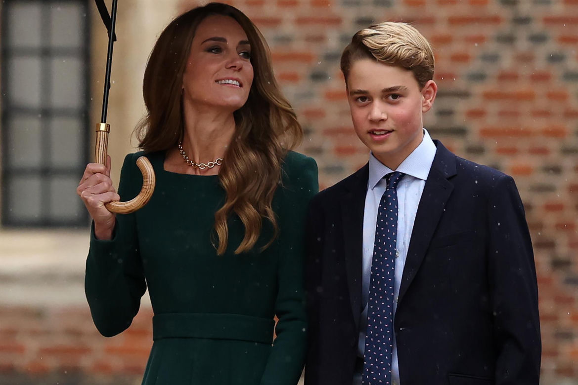 Książę George rozpoczął naukę w Eton. 25 lat temu tą samą szkołę rozpoczynał jego ojciec książę William