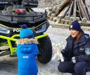 Policja na nartach pilnuje porządku w ośrodku PKL Jaworzyna Krynicka