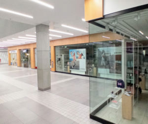 Puste galerie handlowe w Szczecinie
