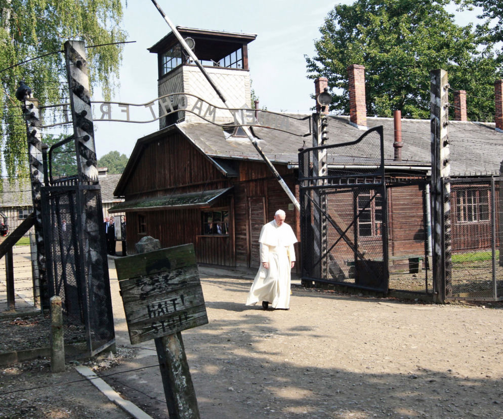 Papież Franciszek w obozie Auschwitz Birkenau