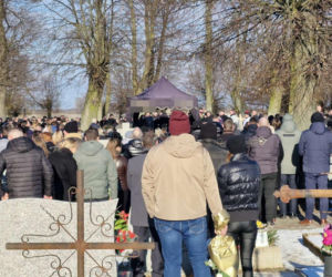 Pogrzeb 26-letniej Katarzyny, która zginęła w wypadku w Choceniu. Kobieta była w ciąży