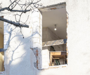 Niekończący się remont sąsiadów Kaczyńskiego