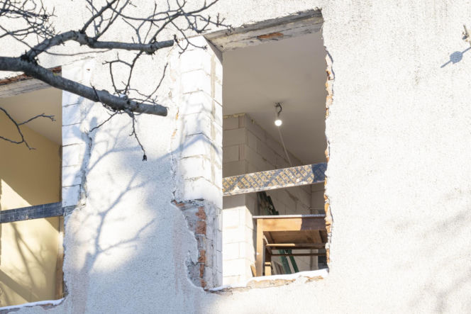 Niekończący się remont sąsiadów Kaczyńskiego