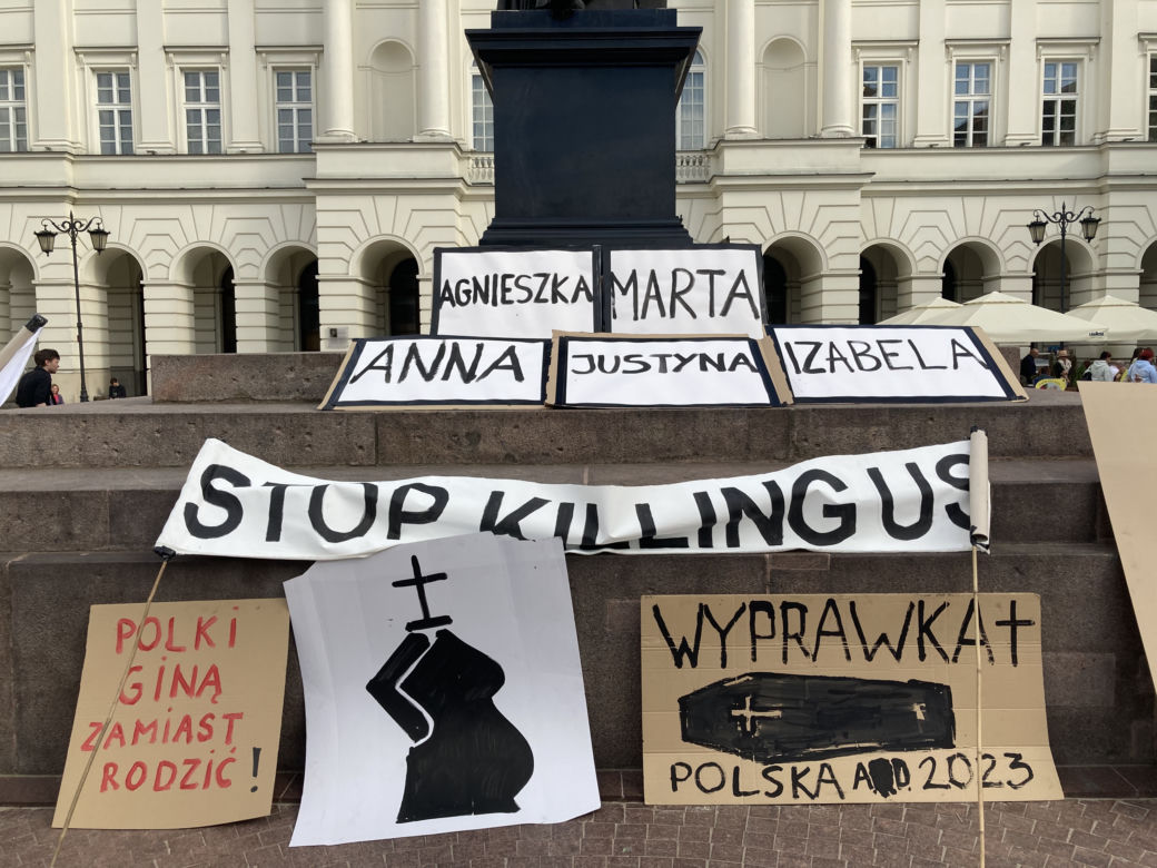 Marsz Strajku Kobiet "Ani jednej więcej!"