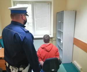 30-letnim golfem pędził 180/h 