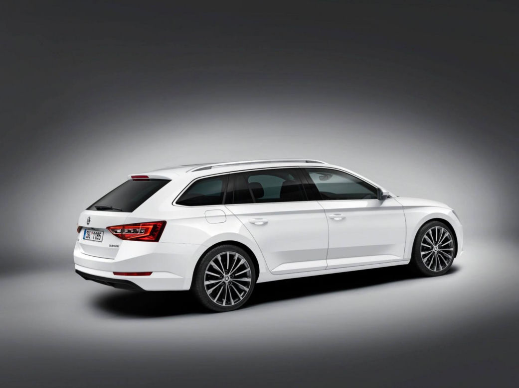 Skoda Superb Combi trzecia generacja