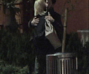Keanu Reeves i Charlize Theron