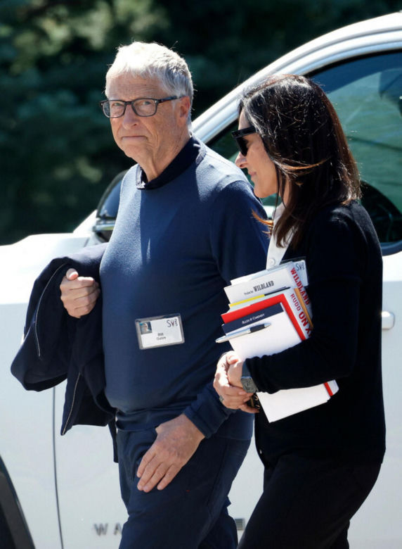 Rusza "letni obóz dla miliarderów"! Bill Gates ma nietęgą minę, Bezos promienieje
