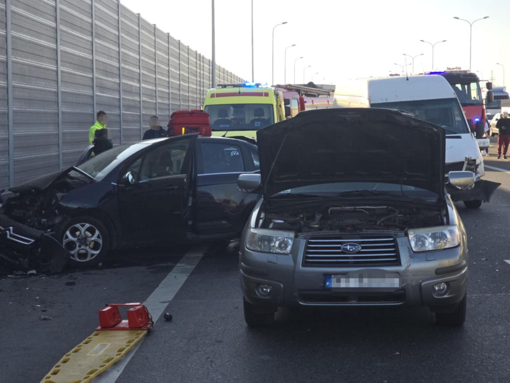 Groźny wypadek na wjeździe do Warszawy na S2