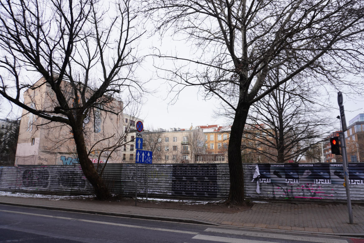 Atrakcyjna działka na rogu Dobrej i Zajęczej na Powiślu. Miasto wyceniło ją na 58 milionów złotych