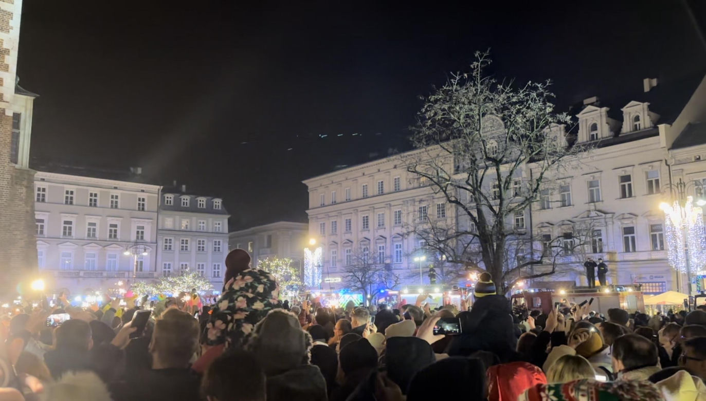 "Światełko do Nieba" podczas 32. finału WOŚP na Rynku Głównym w Krakowie