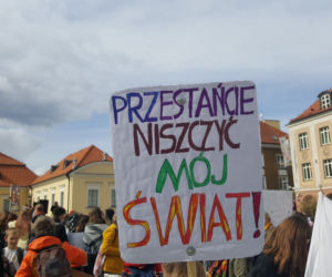 Białystok: Młodzieżowy Strajk Klimatyczny: Najpierw natura, potem matura