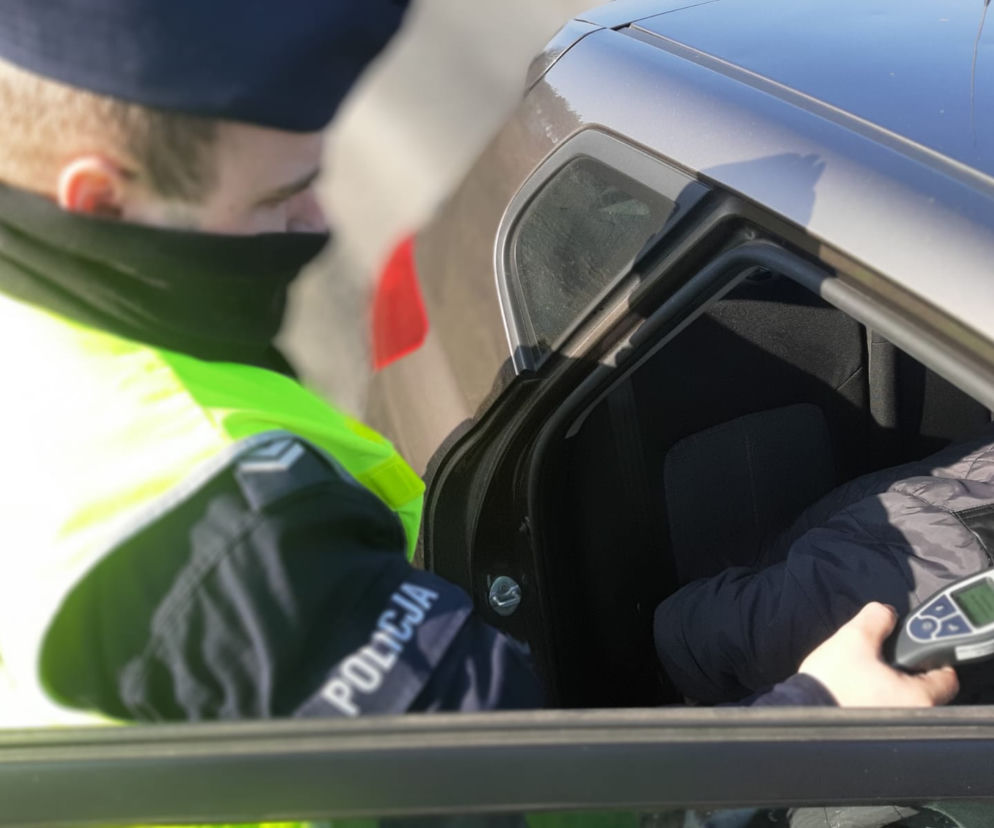 Mężczyzna był tak pijany, iż nie można było zbadać jego stany trzeźwości 