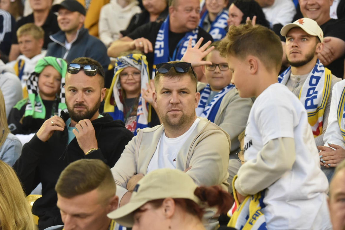 PRES Grupa Deweloperska Toruń - Betard Sparta Wrocław. Zdjęcia kibiców i zawodników z półfinału PGE Ekstraligi na Motoarenie