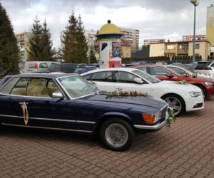 Samochody, suknie, biżuteria, torty. Ślub jak z bajki w Nowym Sączu 