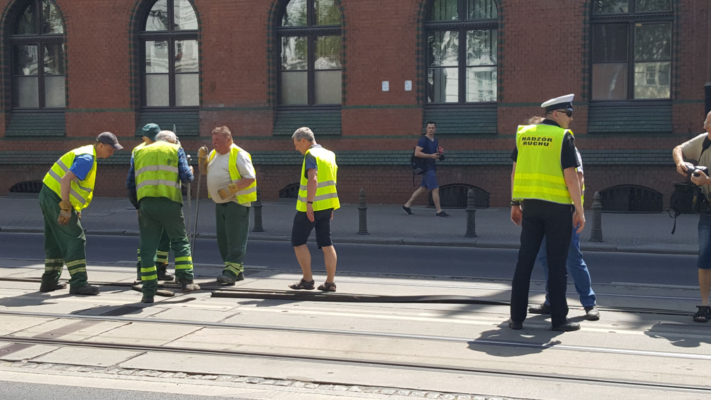 Upał w Bydgoszczy dał się we znaki... szynom!